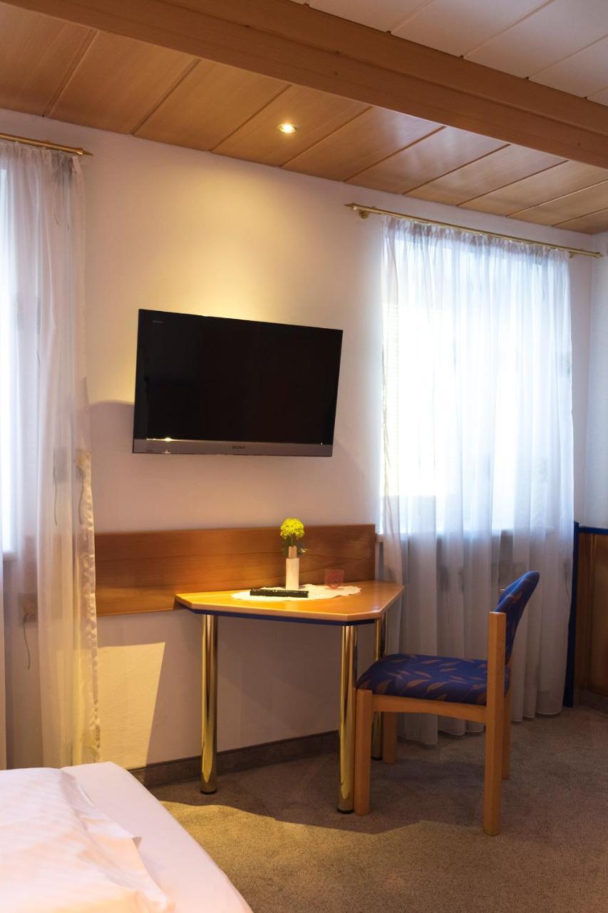 Gaestehaus Stoegmueller Asten Bagian luar foto